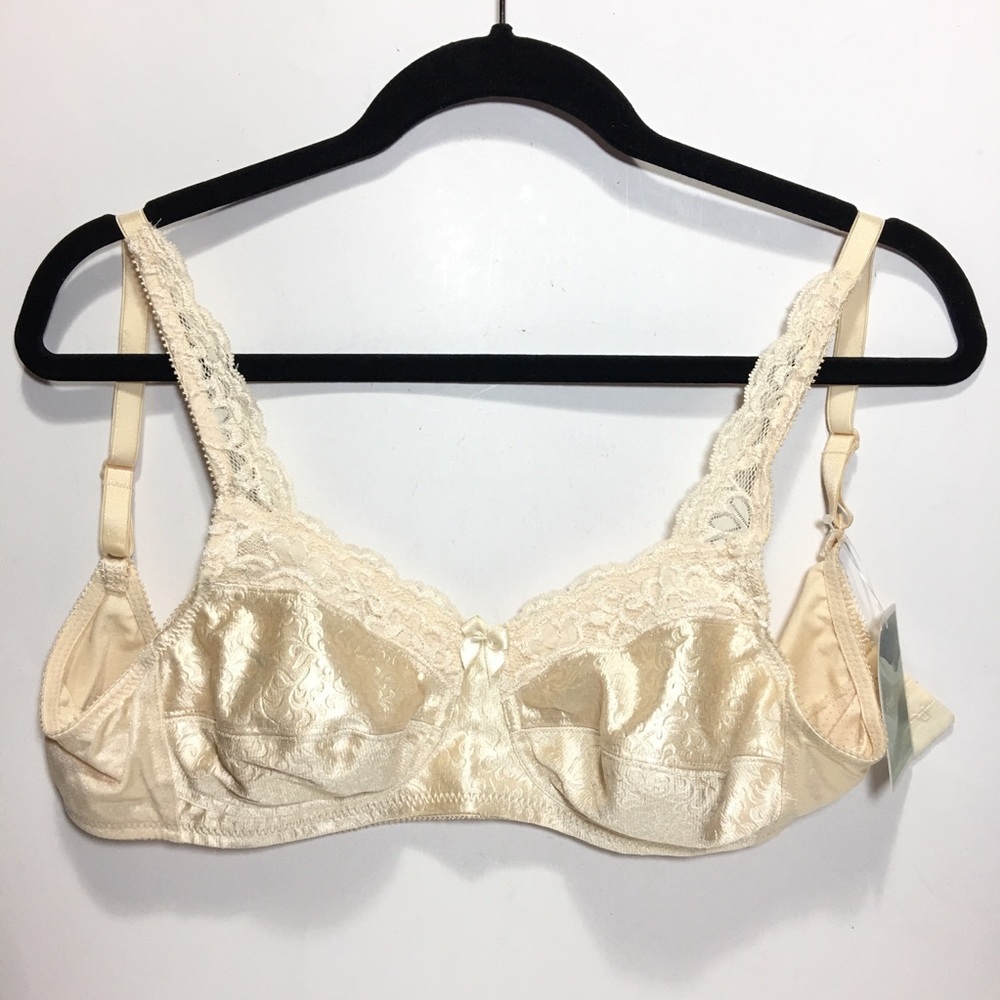 Amoena Annabell Soft Cup Mastectomy Bra Beige 34C - Picture 2 of 10